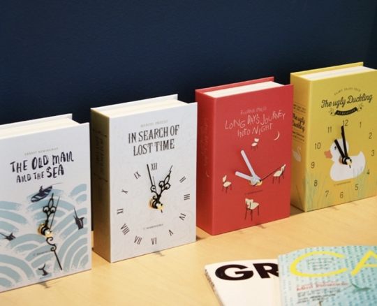 Electric book clocks are among the best tech gifts to give this year