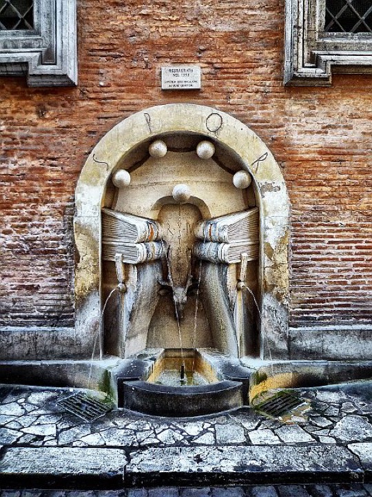 Fontana dei Libri in Rome