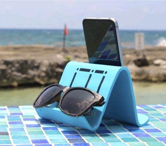 Fully flexible stand for iPad and print books - iFlex