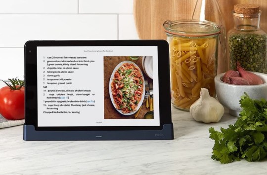 Nook Tablet 10.1 comes with a dedicated docking station