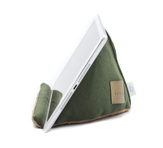 Wan Living cozy iPad pillow stand for reading